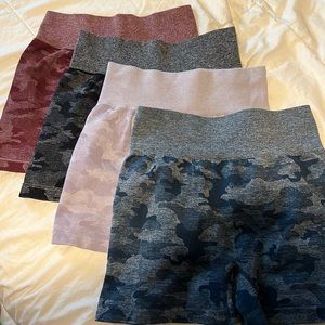 Set of 4 women’s camouflage scrunch gym shorts